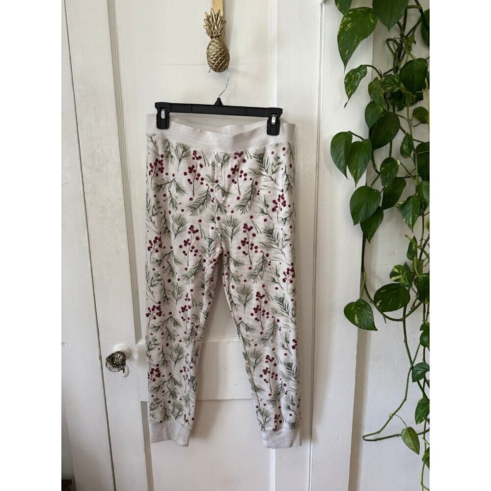 Stars Above women’s size large winter berries pajama pants